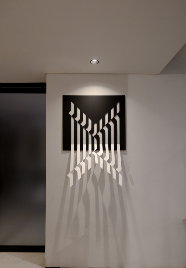 KIRIGAMI BLACK